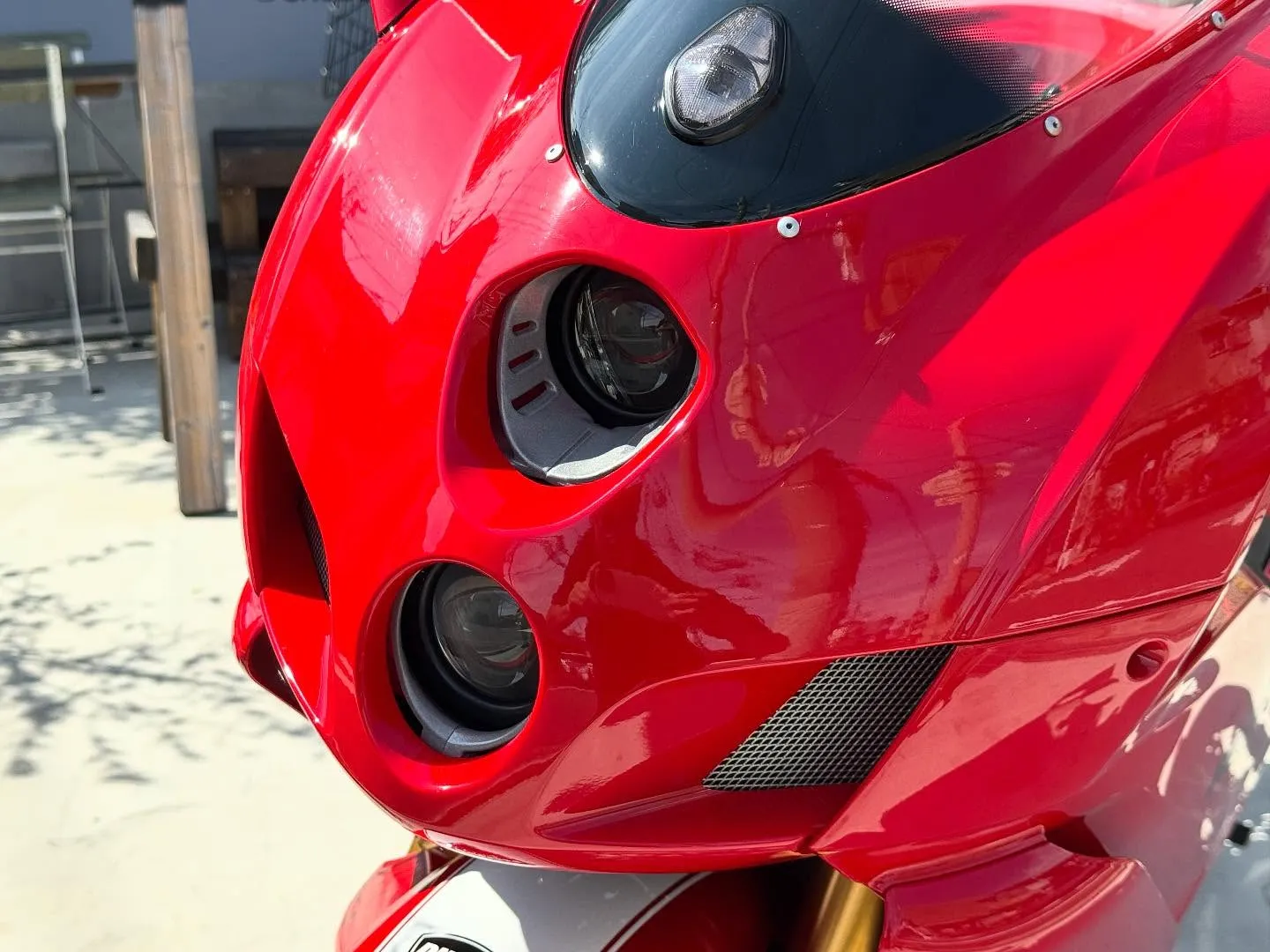 お世話になります。