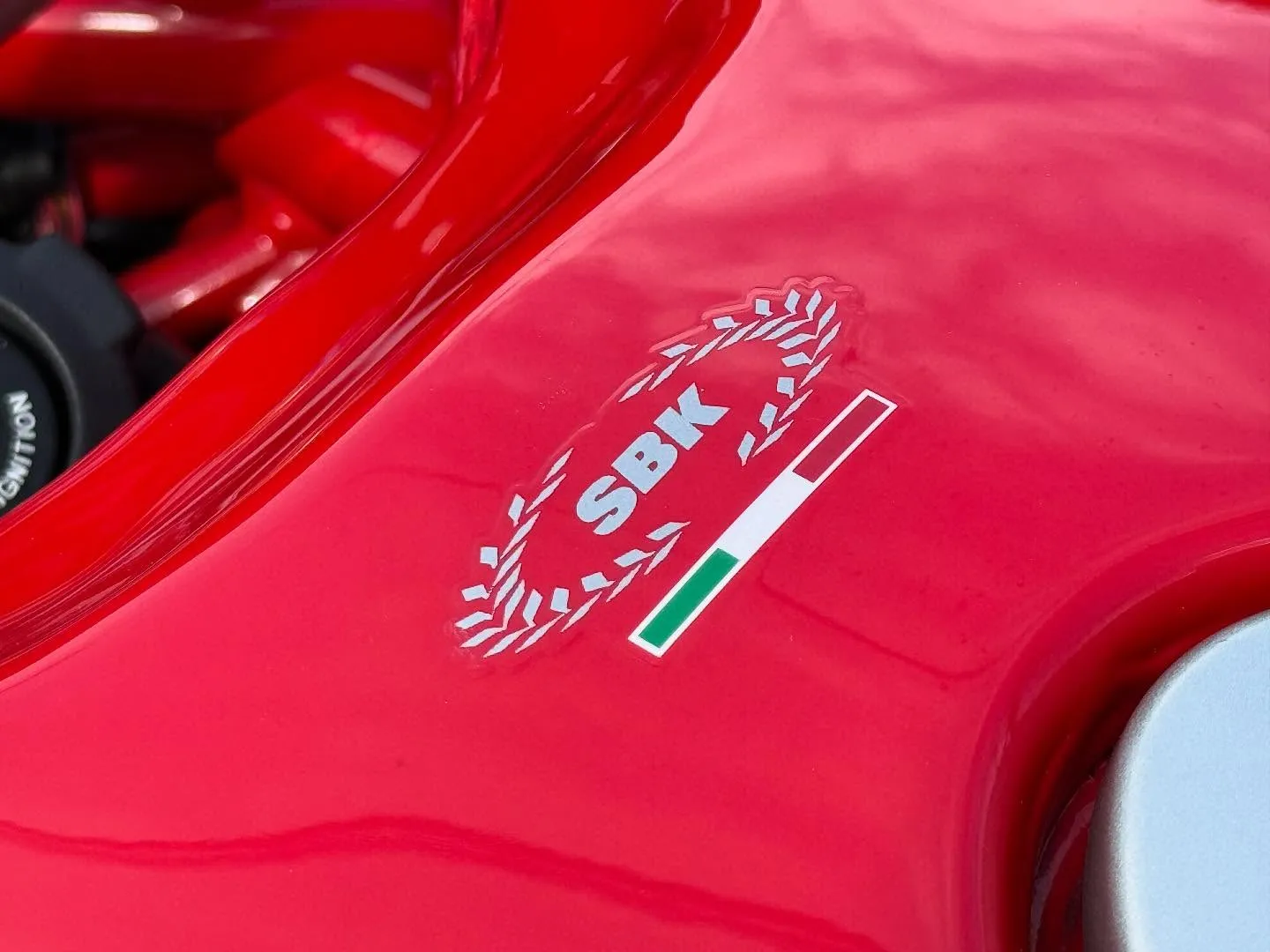 お世話になります。