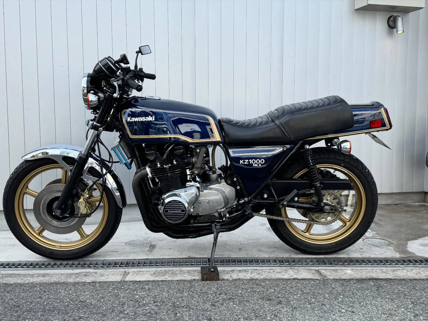 お世話になります。